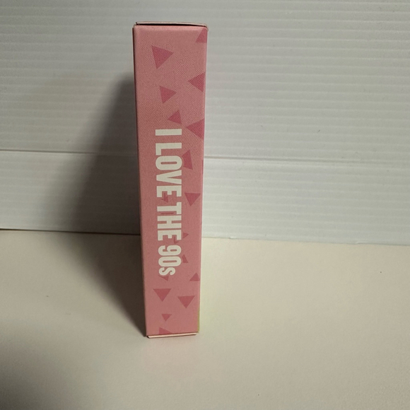 New In Box I Love the 90s Trivia Game - Pink Professional Puzzle brand Card Game - Picture 3 of 5